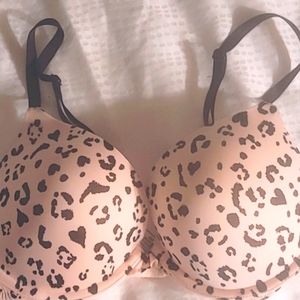 VS Pink push up bra
